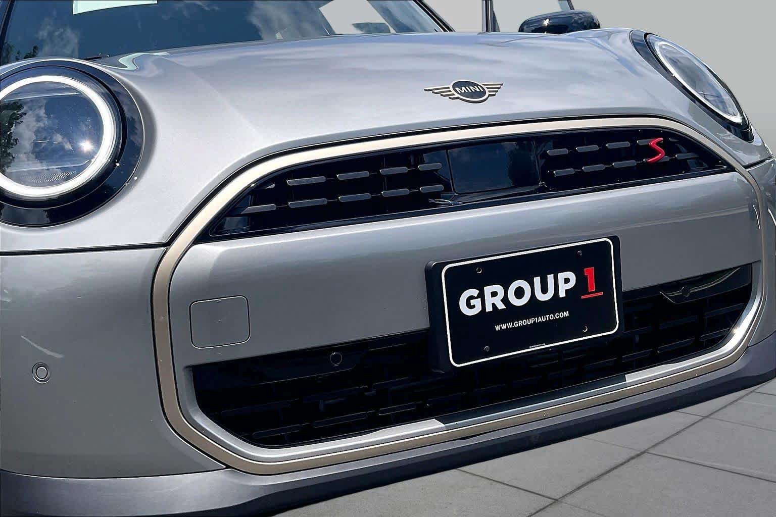 Used 2025 MINI Cooper S FWD image 28