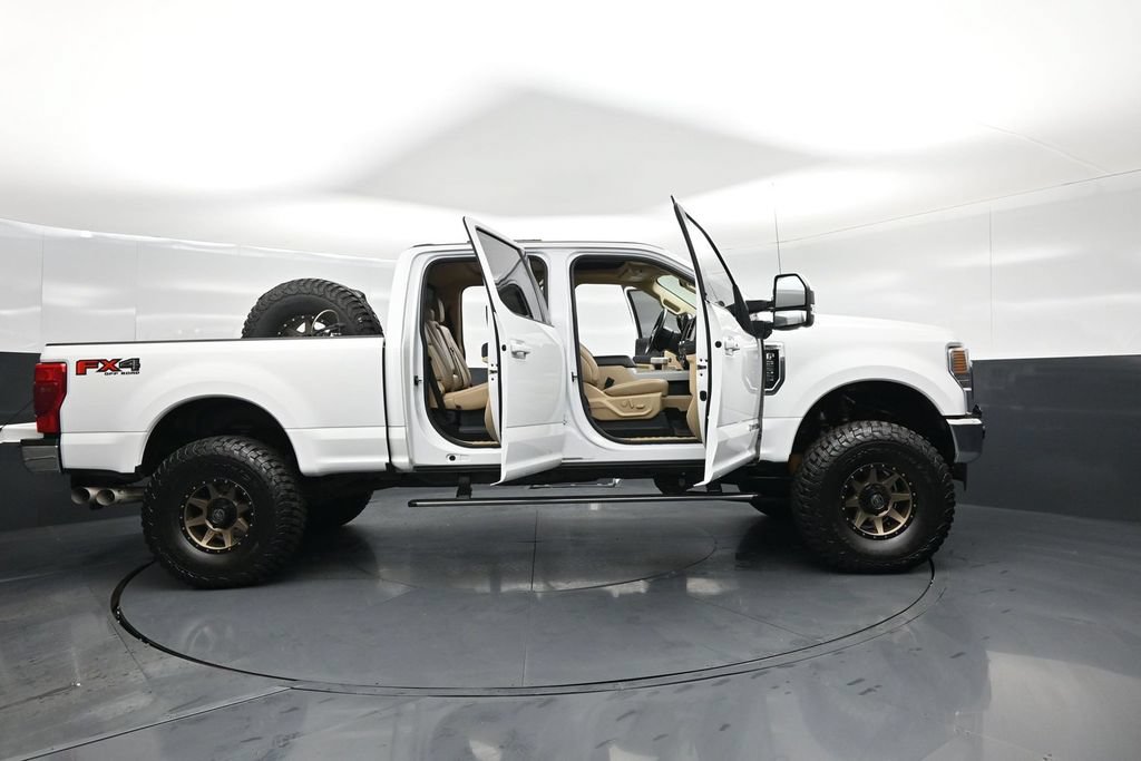 Used 2021 Ford F250 Lariat w/ Lariat Ultimate Package AWD/4WD image 4