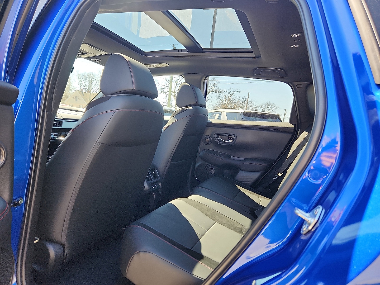 Used 2025 Acura ADX A-Spec image 10