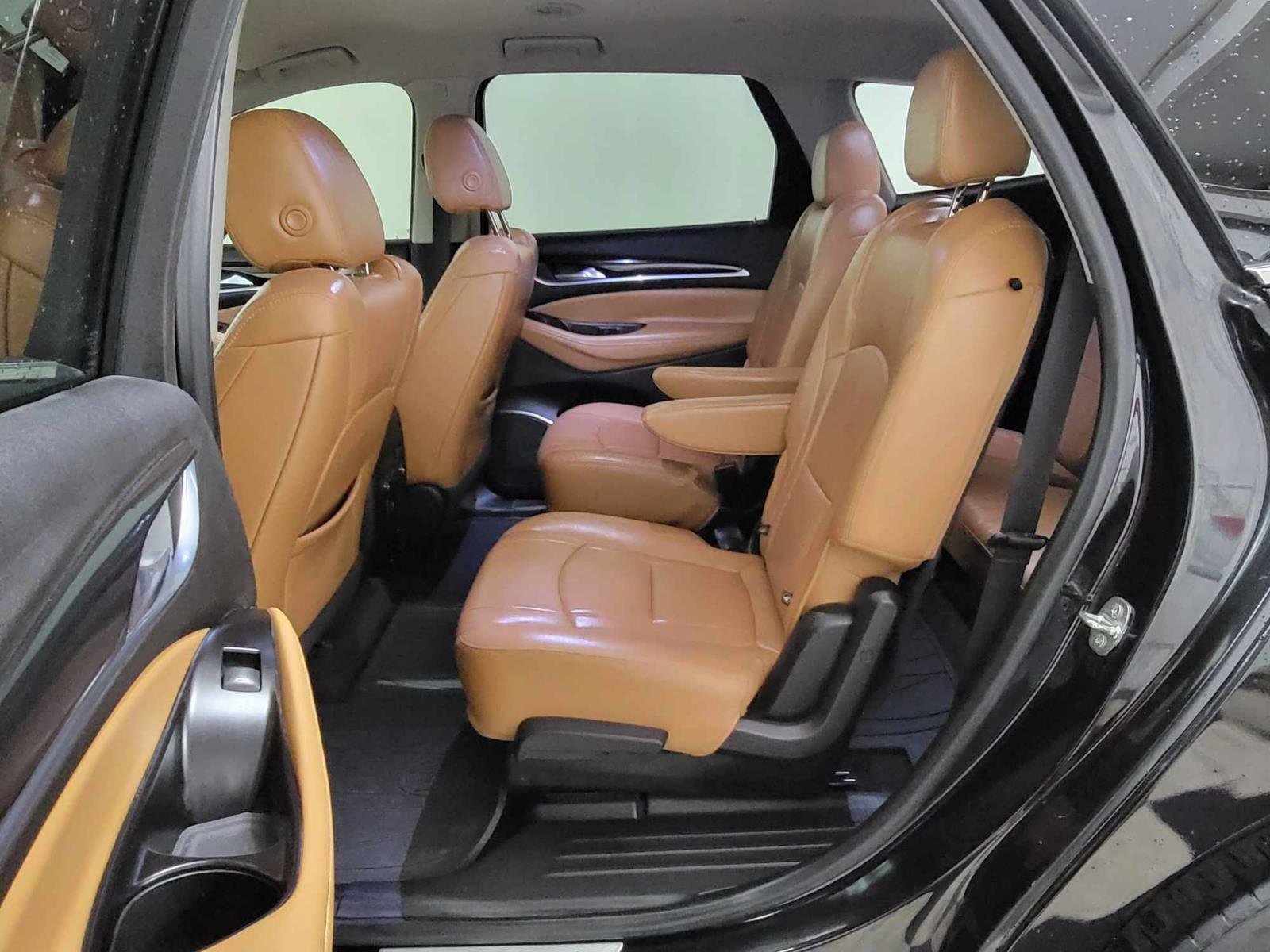 Used 2020 Buick Enclave Essence w/ Sport Touring Edition image 17