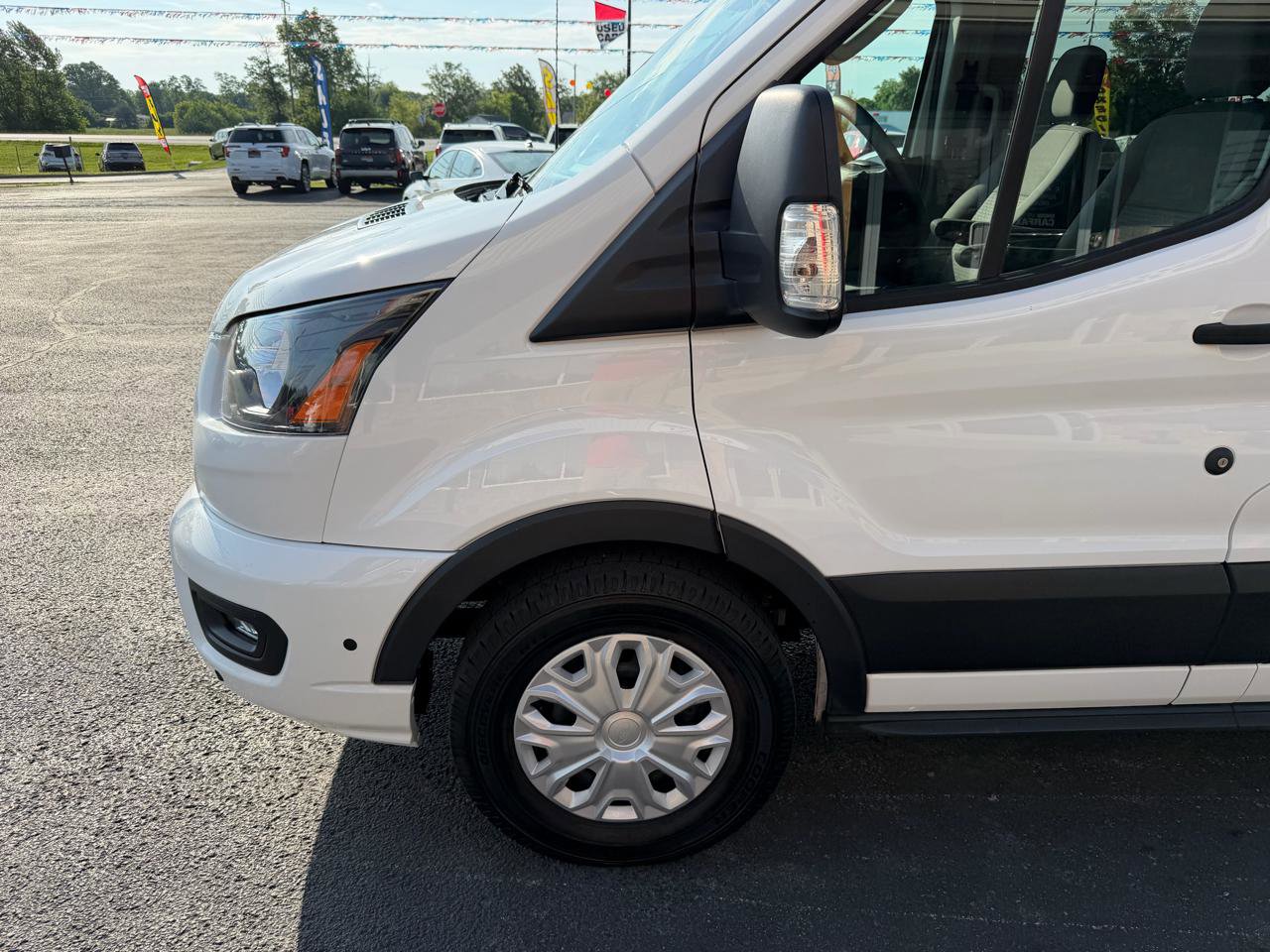 Used 2024 Ford Transit 350 XLT RWD image 12