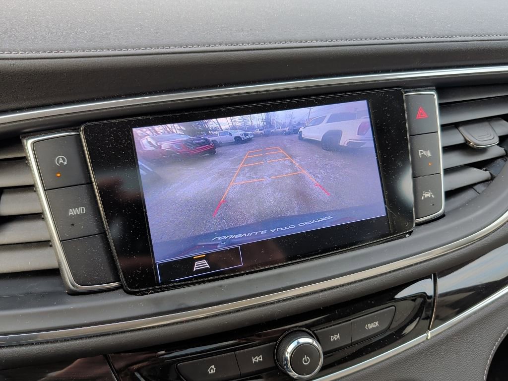 Certified 2024 Buick Enclave Essence w/ Experience Buick Package image 20