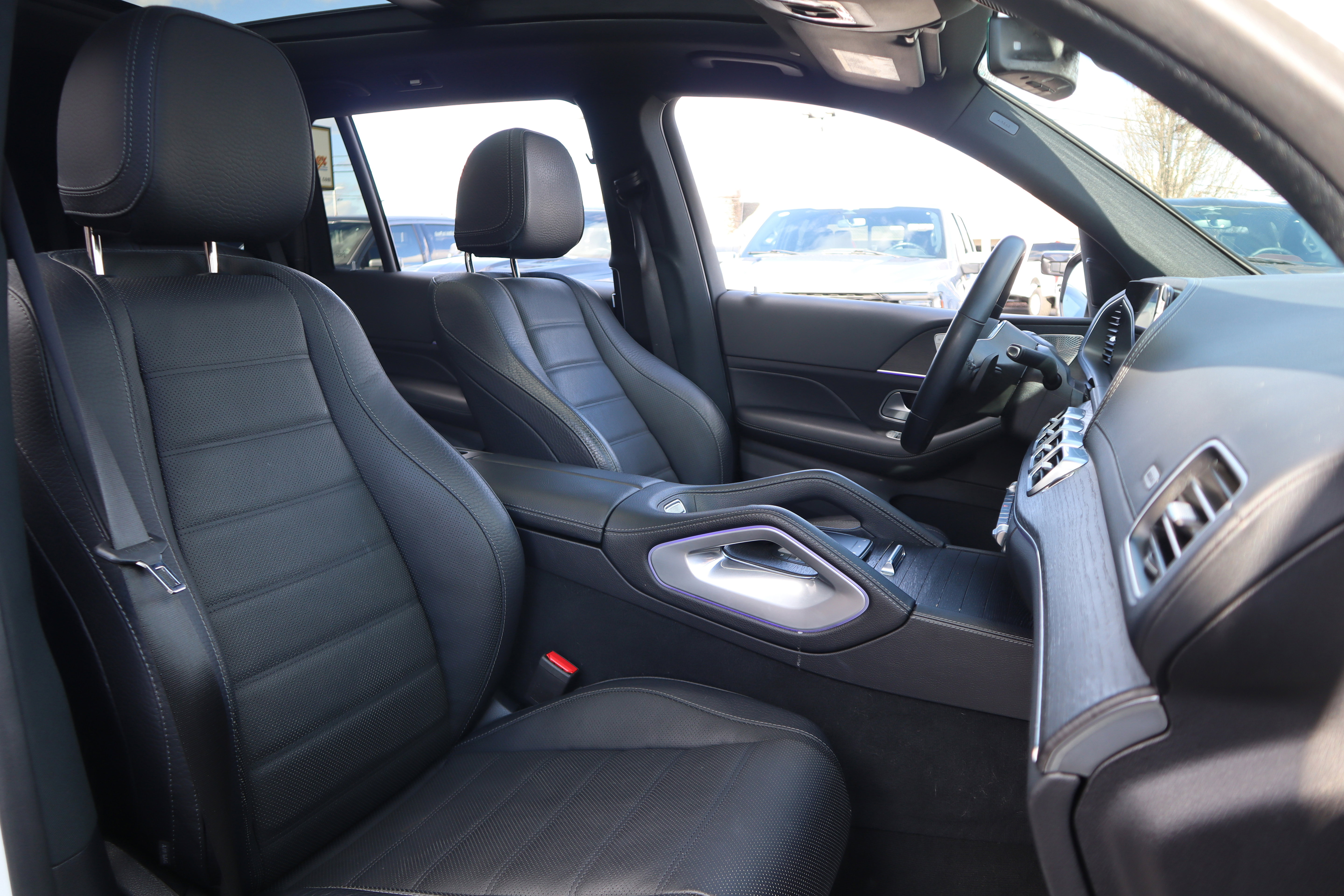 Used 2022 Mercedes-Benz GLS 450 4MATIC image 37