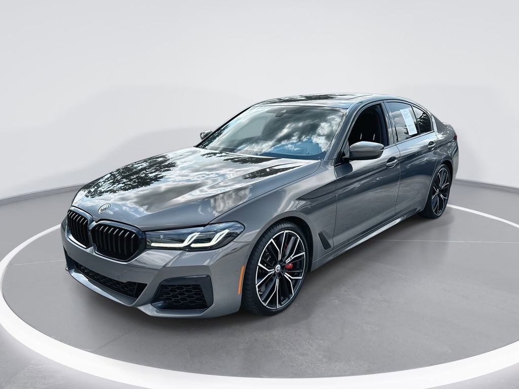 Used 2023 BMW M550i xDrive w/ Executive Package AWD/4WD video 1