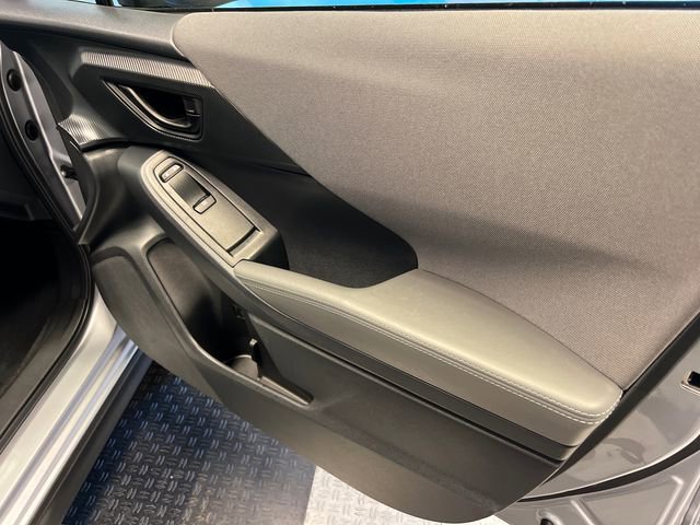 Used 2024 Subaru Crosstrek 2.0i Premium image 11
