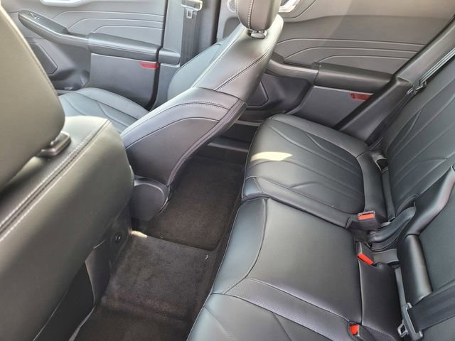 New 2025 Ford Escape SE w/ PHEV Premium Package FWD image 18