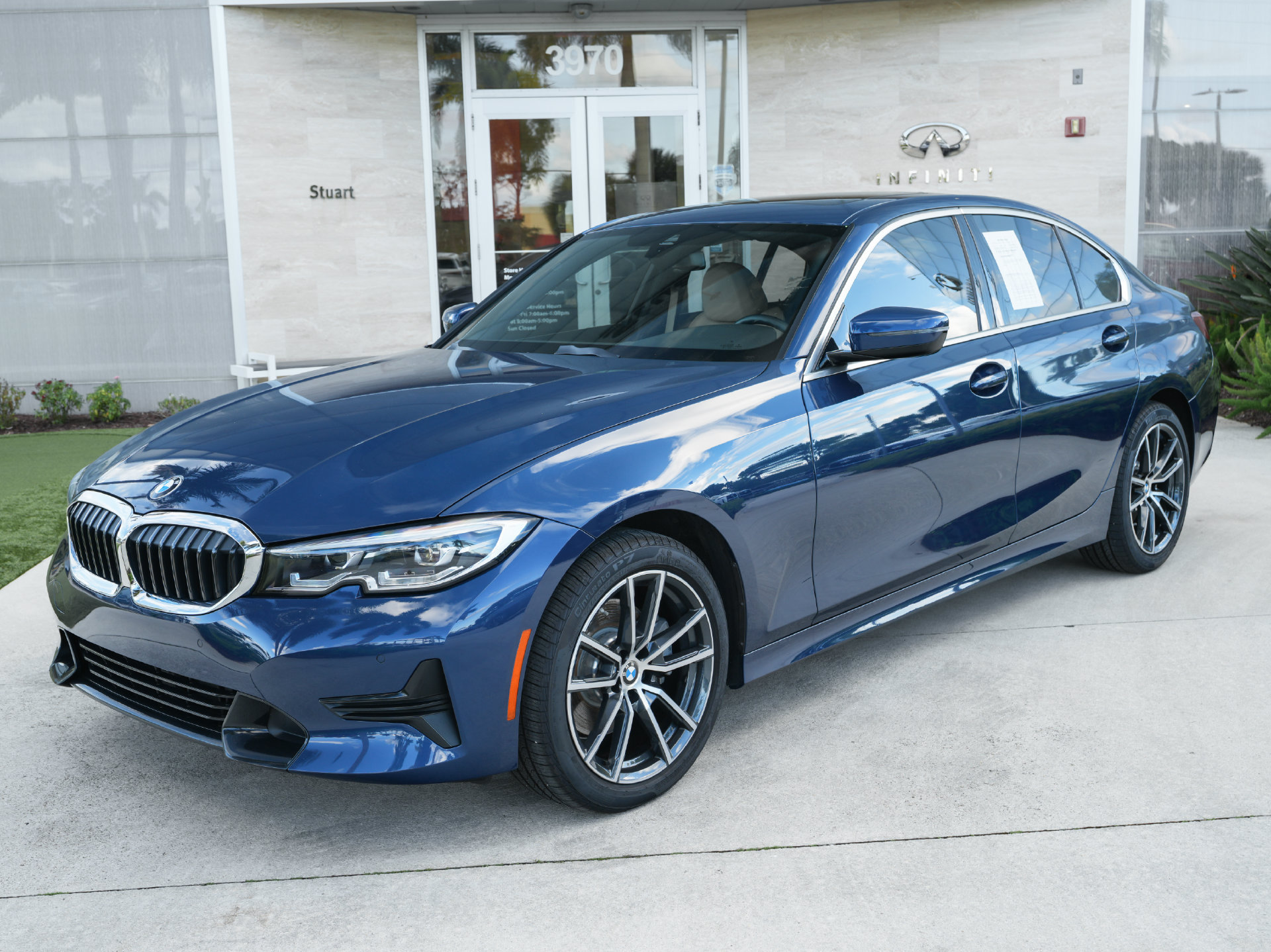 Used 2022 BMW 330i Sedan w/ Driving Assistance Package RWD image 28
