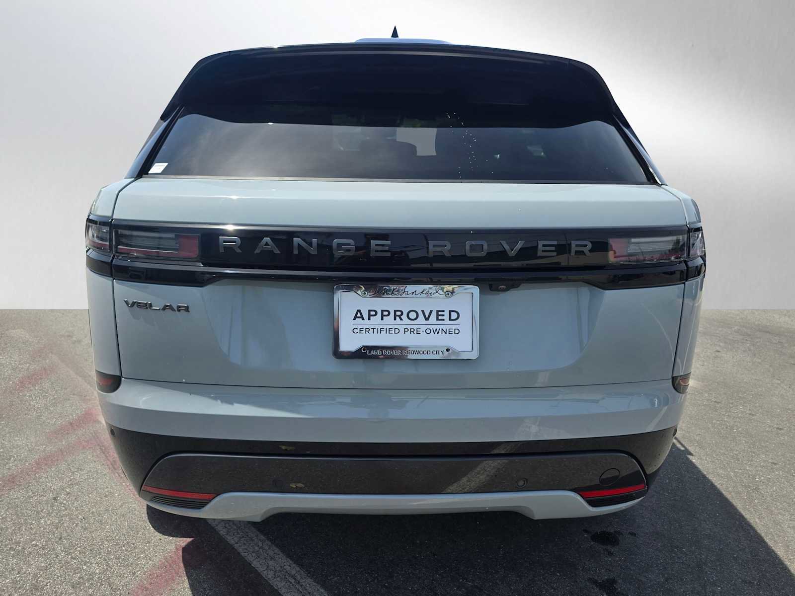 Used 2026 Land Rover Range Rover Velar Dynamic SE AWD/4WD image 4