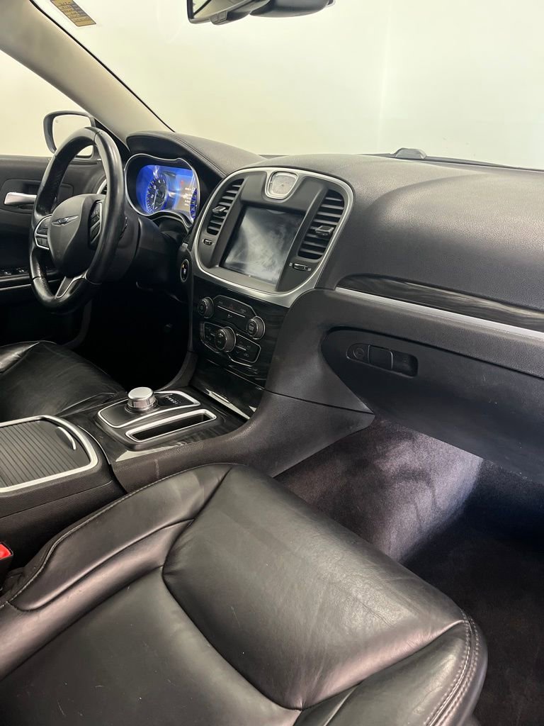 Used 2017 Chrysler 300 Limited AWD/4WD image 12