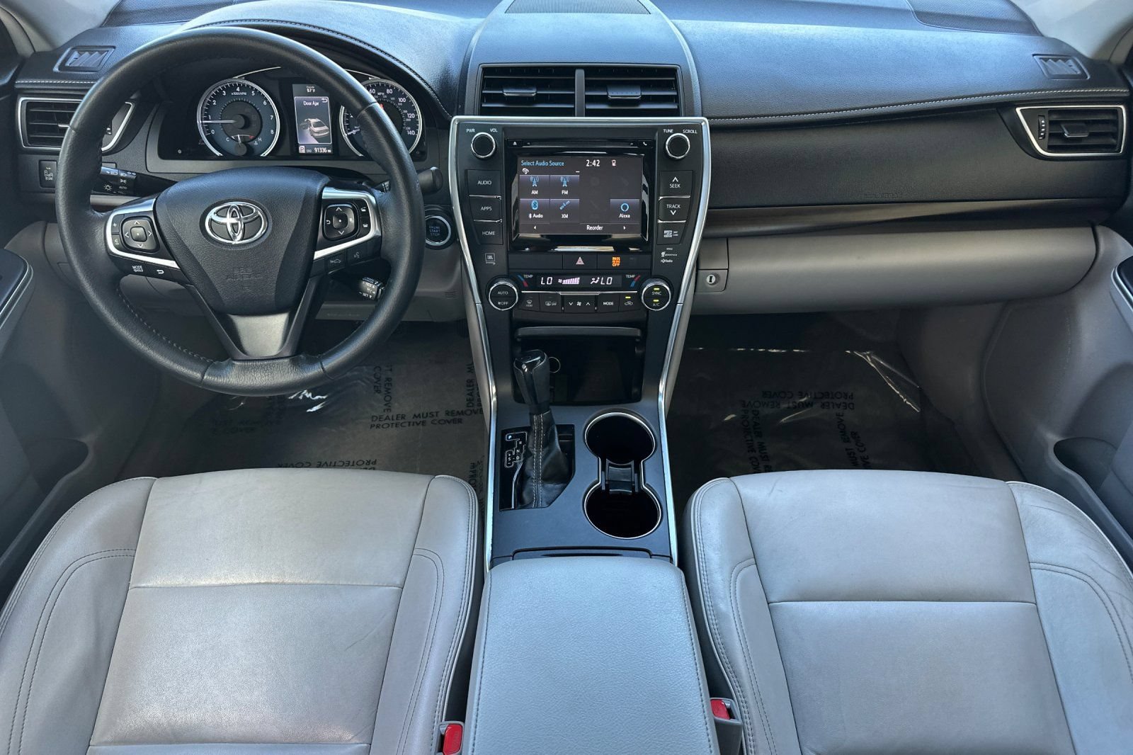 Used 2017 Toyota Camry XLE w/ Moonroof Package FWD image 14