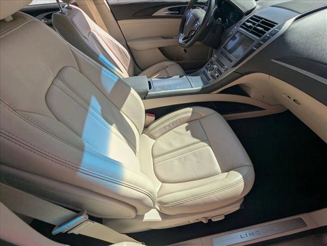 Used 2019 Lincoln MKZ Reserve image 21