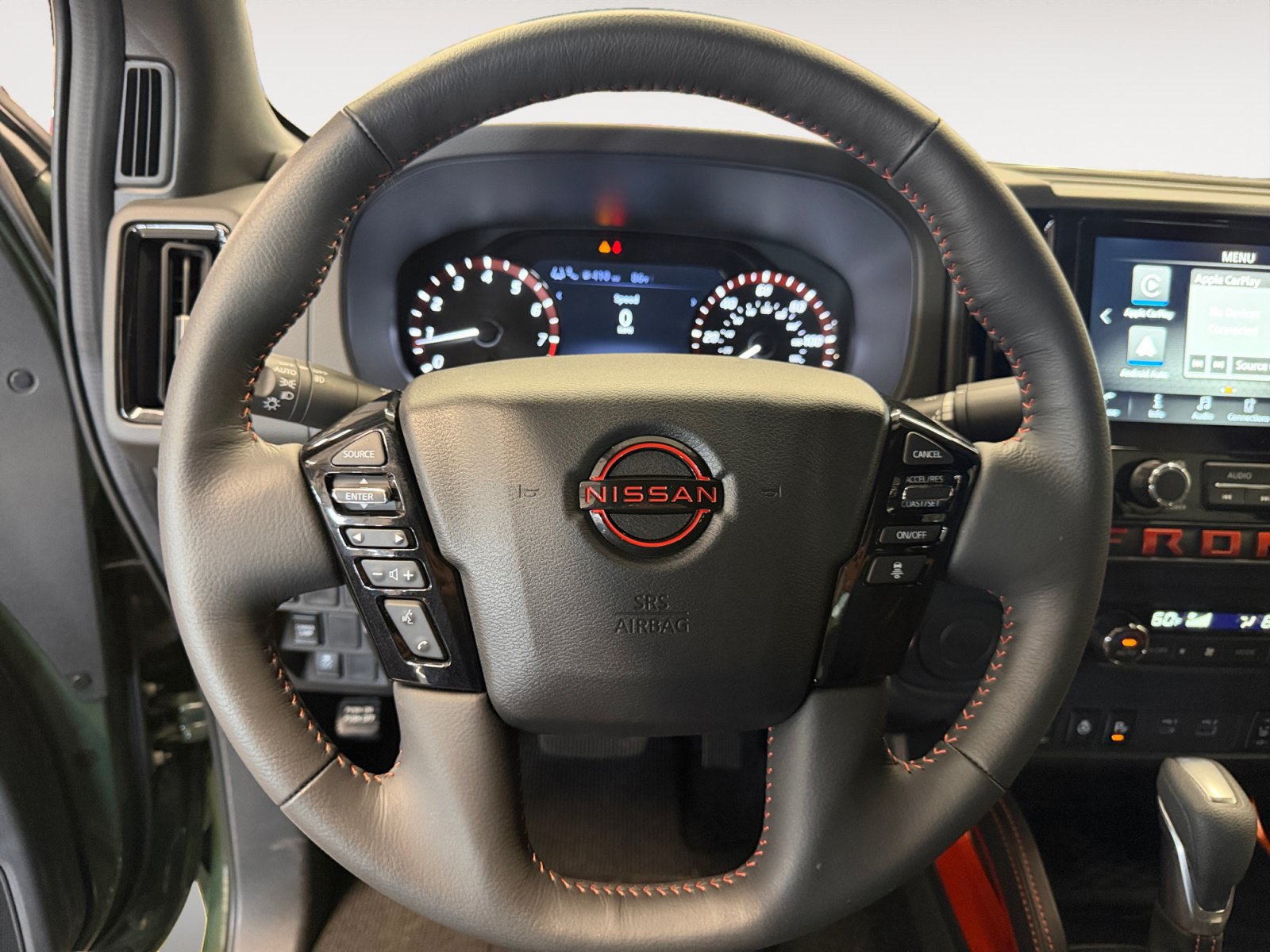Used 2026 Nissan Frontier Pro-X w/ Pro-X Convenience Package RWD image 14