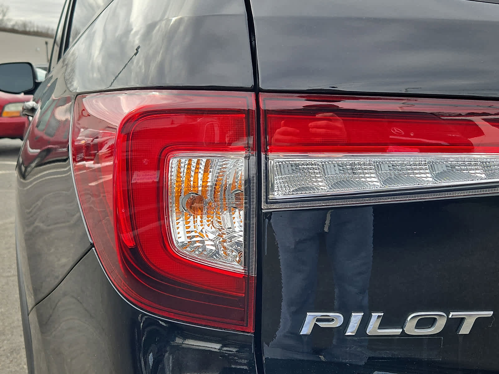 Used 2022 Honda Pilot Sport image 11