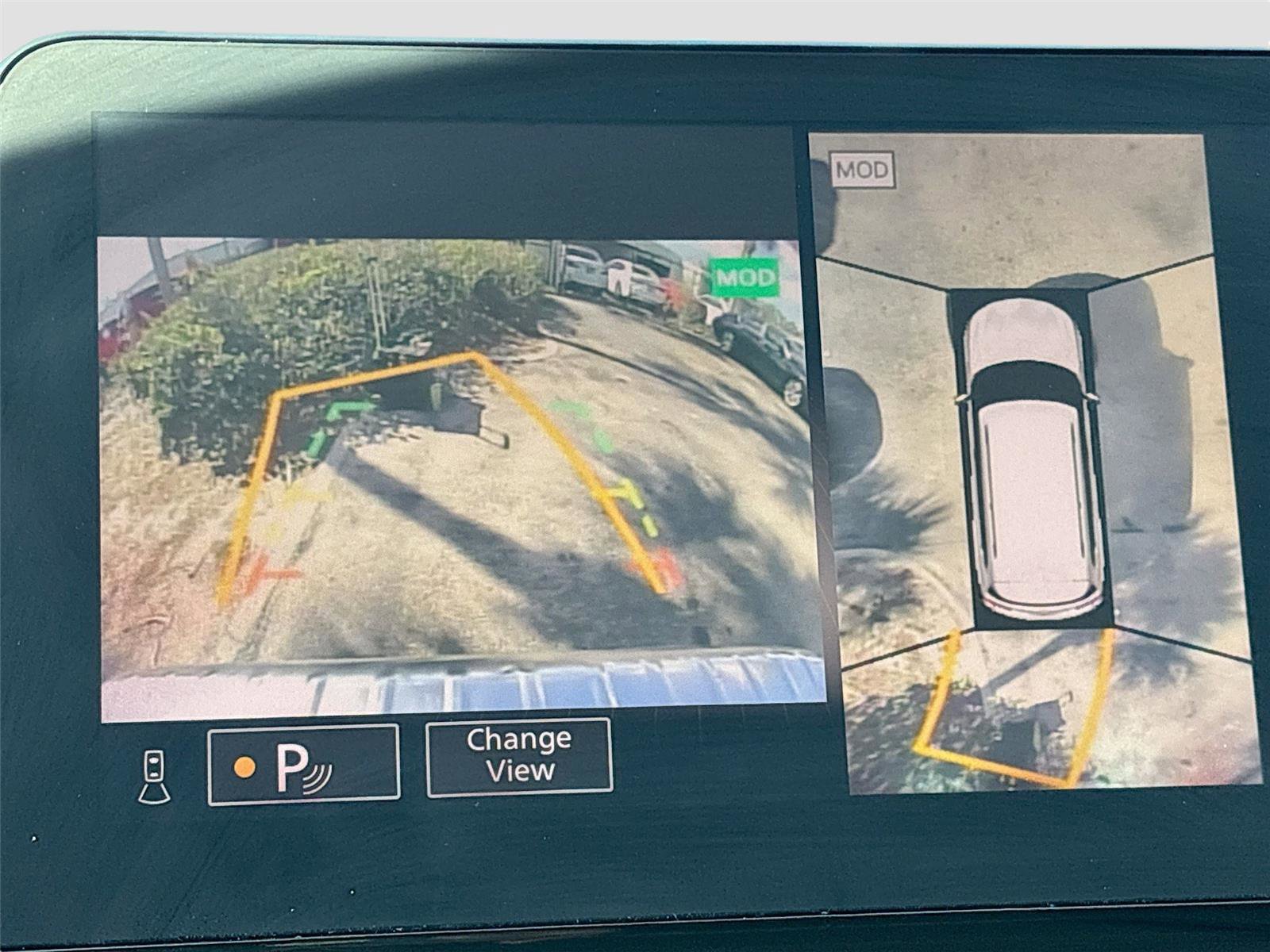 Used 2024 INFINITI QX80 Luxe image 14