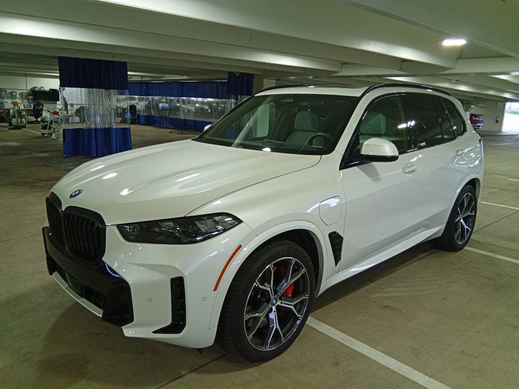 Certified 2025 BMW X5 xDrive50e w/ Executive Package