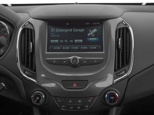 Used 2017 Chevrolet Cruze LT FWD image 12