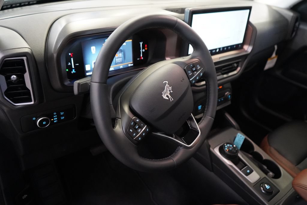 New 2026 Ford Bronco Sport Outer Banks w/ Outer Banks Tech Package+ AWD/4WD image 17