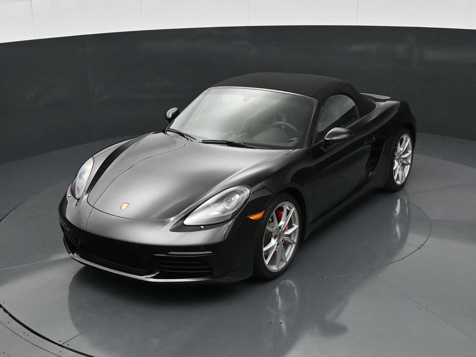 Certified 2024 Porsche 718 Boxster S RWD image 25