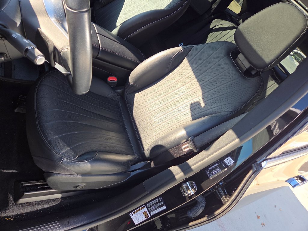 Certified 2023 Mercedes-Benz EQE 500 4MATIC SUV image 33