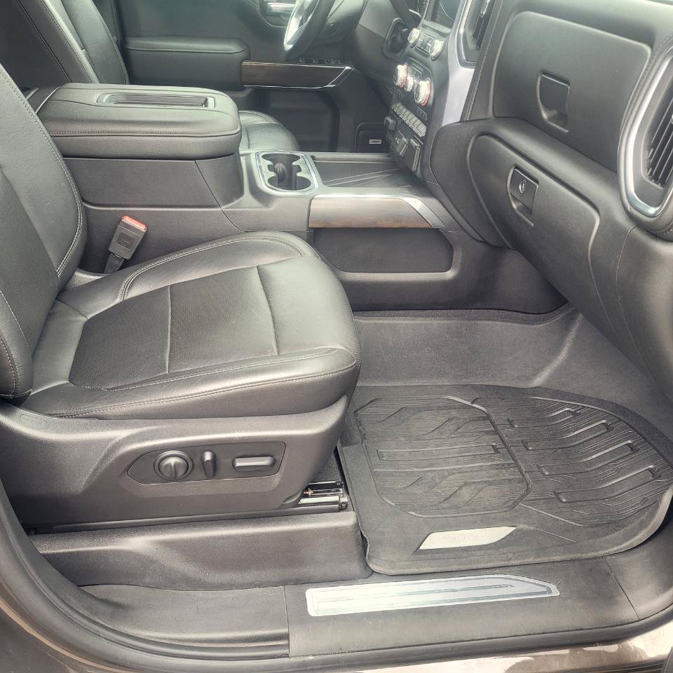 Used 2019 GMC Sierra 1500 SLT w/ SLT Premium Plus Package AWD/4WD image 29