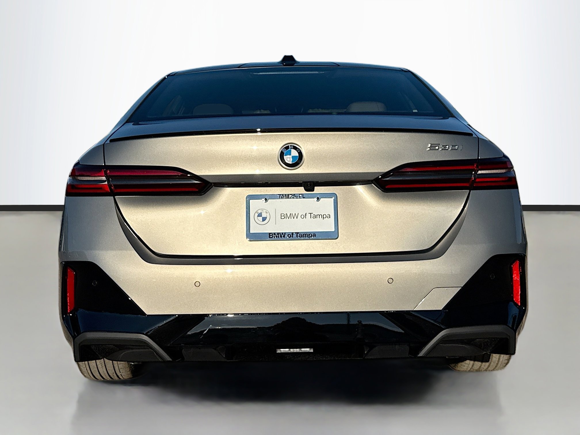 New 2026 BMW 530i w/ Executive Package image 4