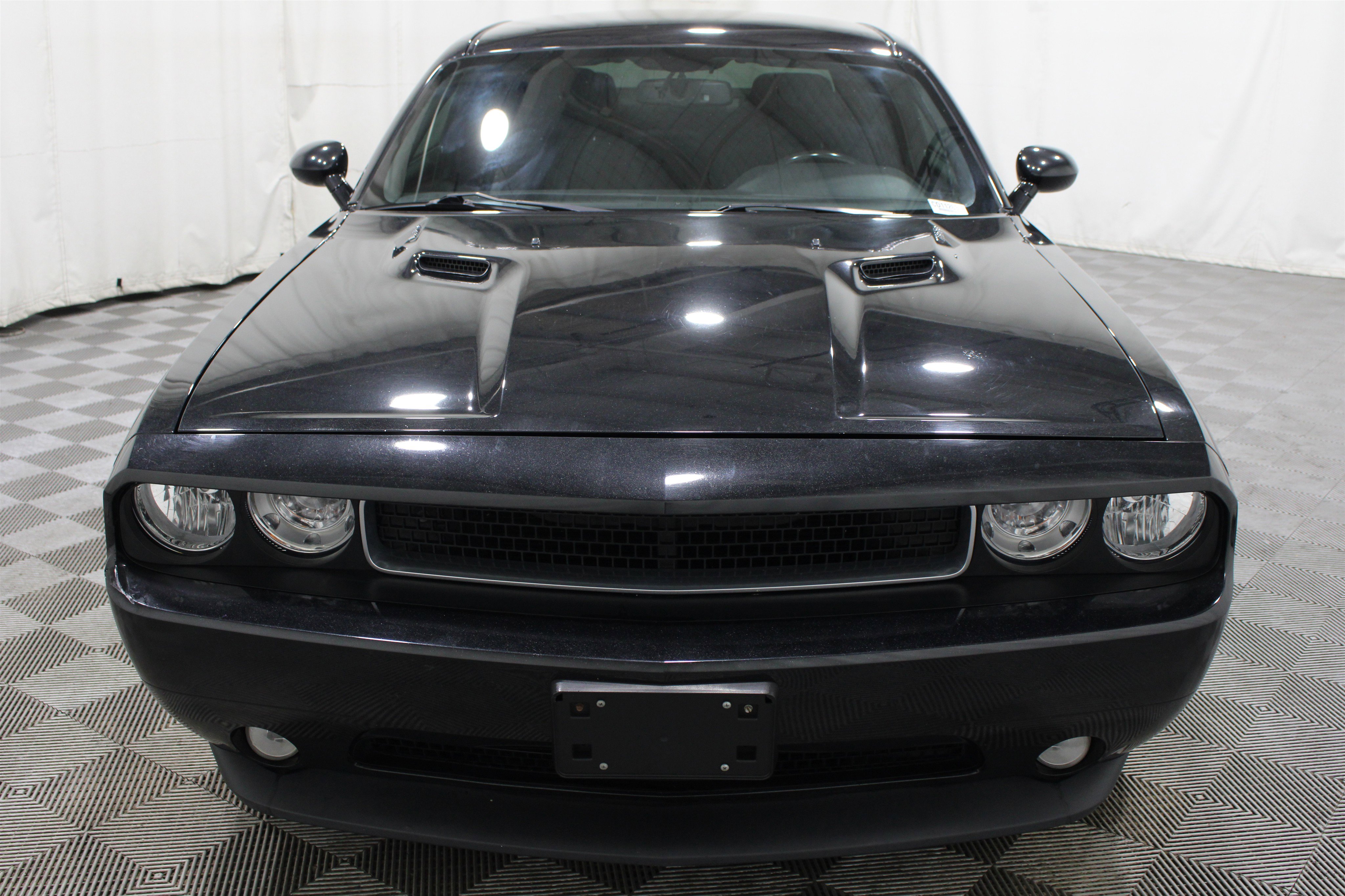 Used 2014 Dodge Challenger R/T RWD image 27