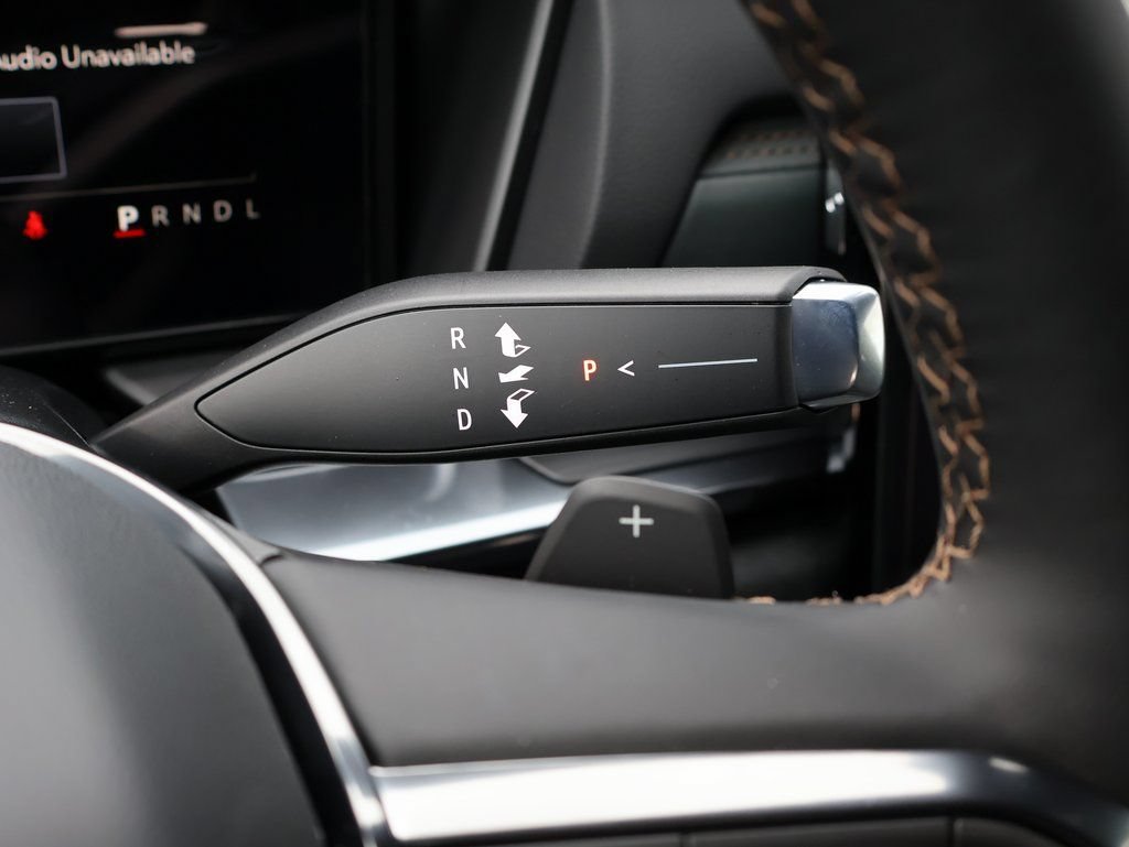 New 2026 GMC Terrain AT4 w/ LPO, Black Badging Package AWD/4WD image 19
