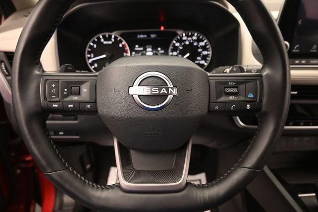 Used 2025 Nissan Rogue SV AWD/4WD image 15