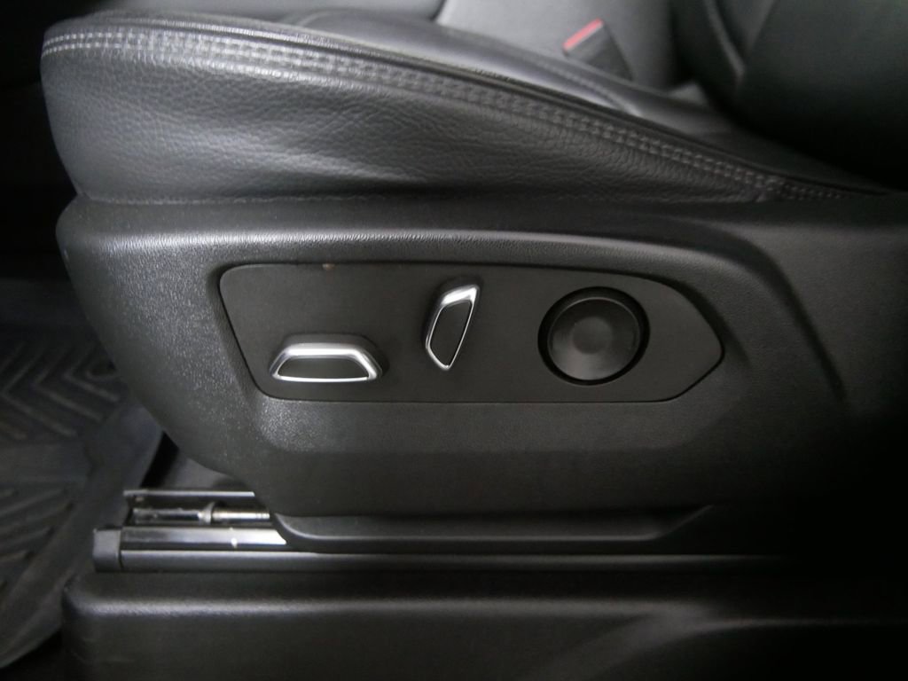 Used 2022 GMC Yukon Denali image 23