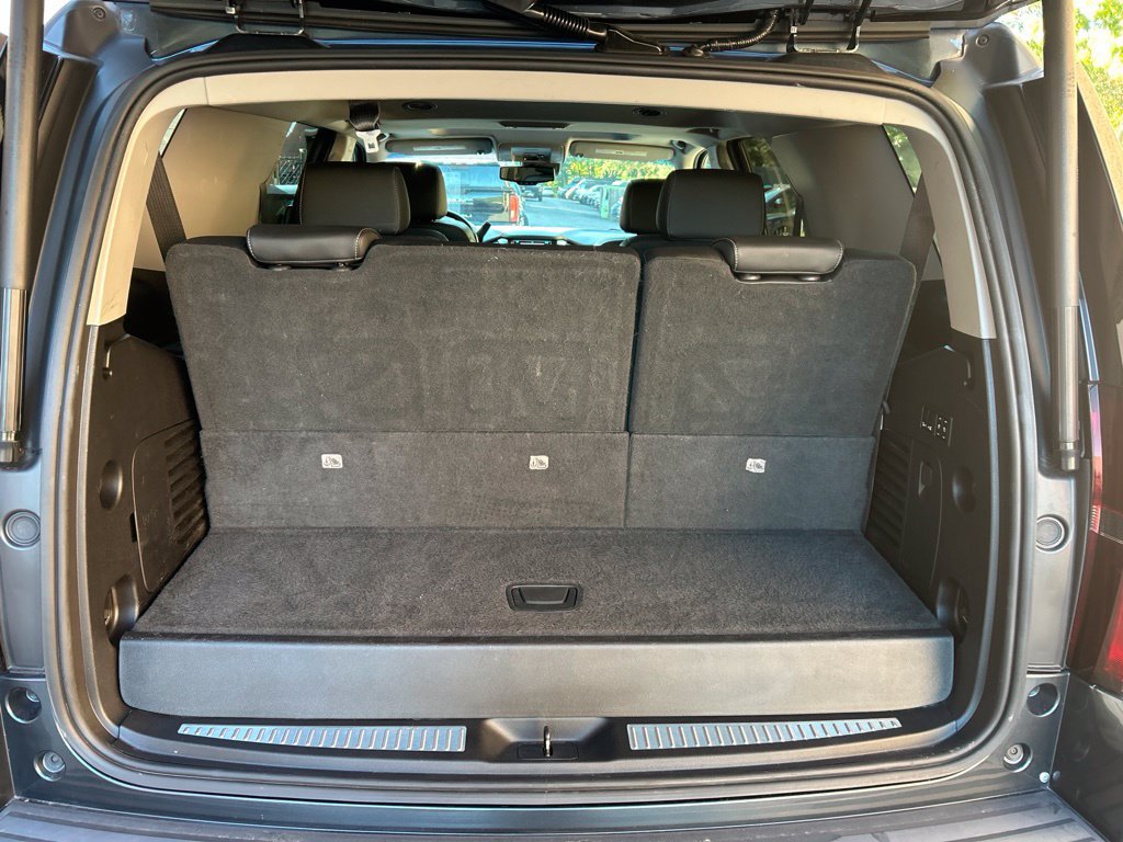 Used 2019 Chevrolet Tahoe Premier w/ RST 6.2L Performance Edition AWD/4WD image 32