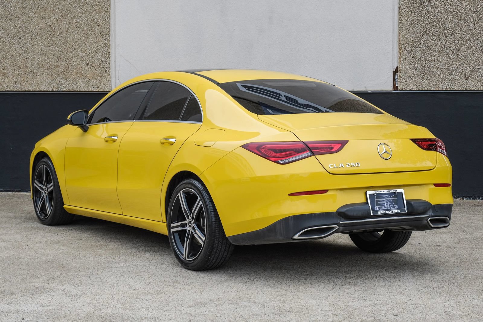 Used 2022 Mercedes-Benz CLA 250 image 11