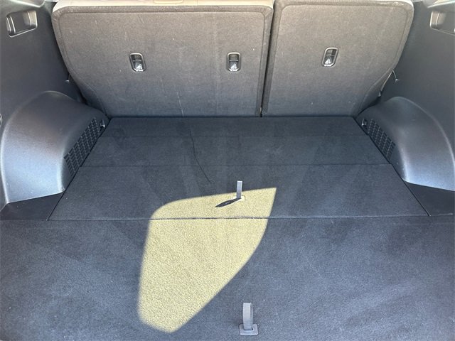 Used 2020 Hyundai Santa Fe Limited image 12