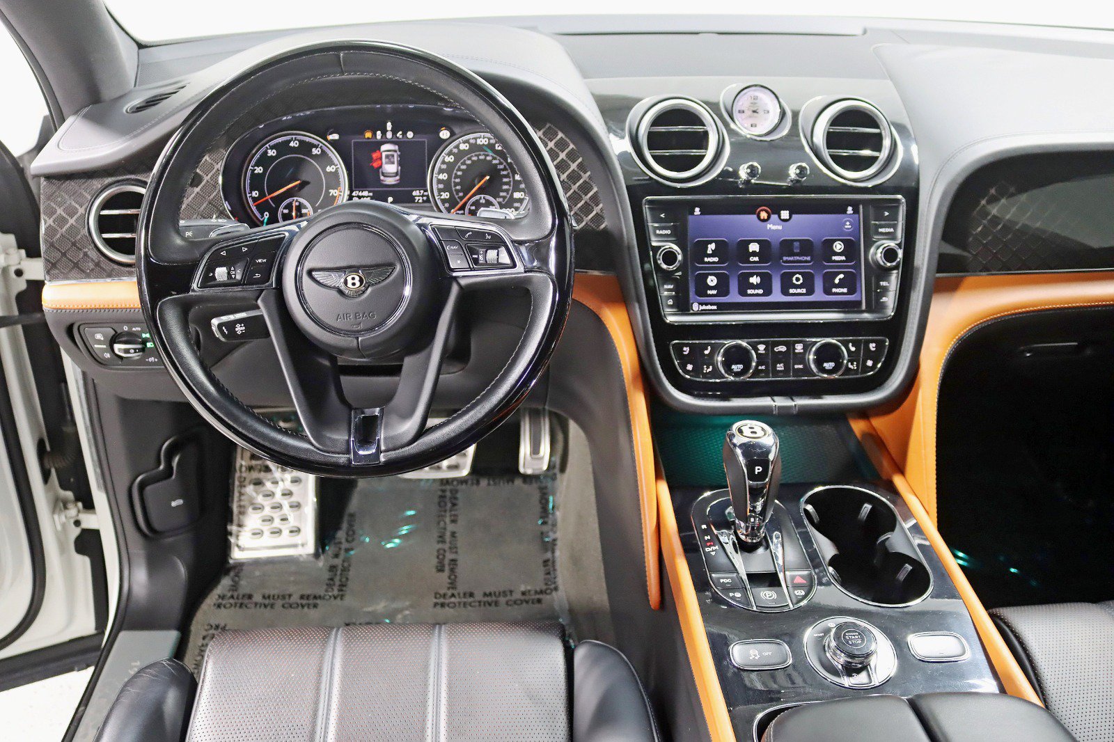 Used 2020 Bentley Bentayga Design Series AWD/4WD image 15