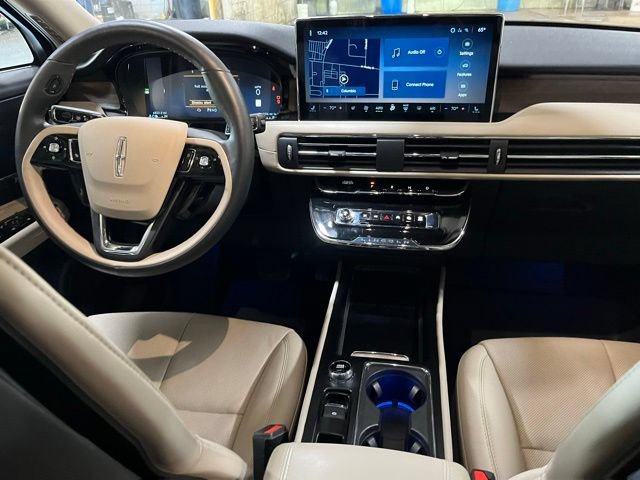 Certified 2025 Lincoln Corsair Reserve AWD/4WD image 25