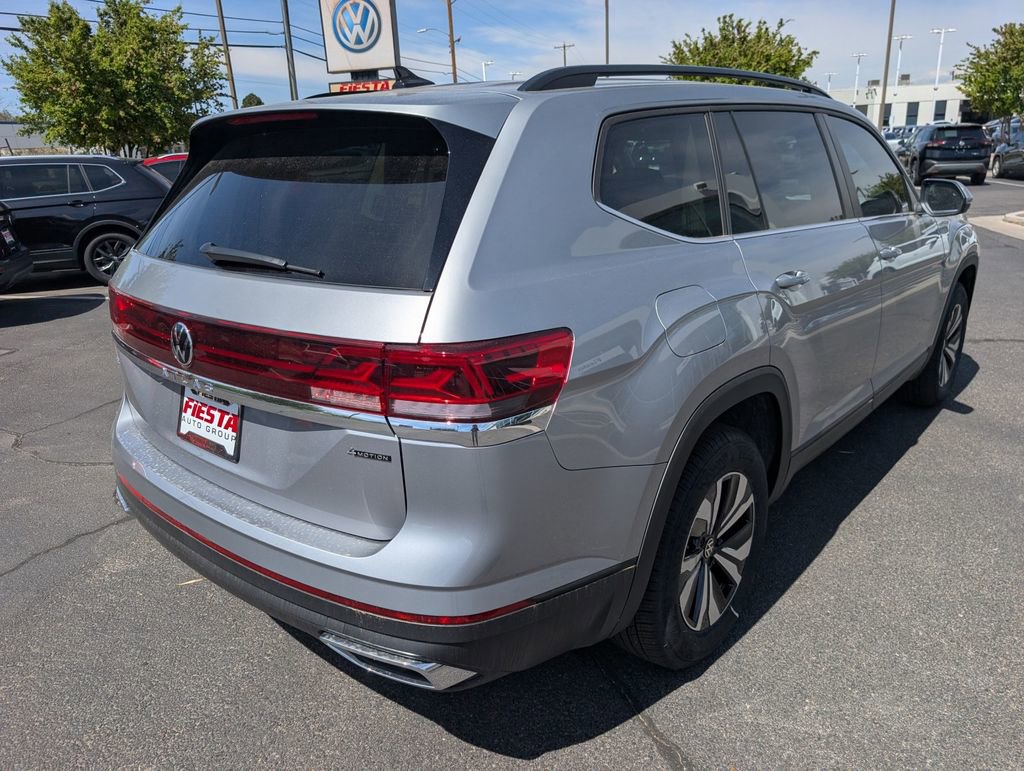 Used 2025 Volkswagen Atlas SE image 5