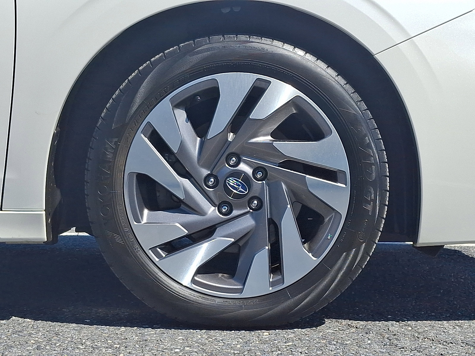 Used 2024 Subaru Legacy Limited image 8