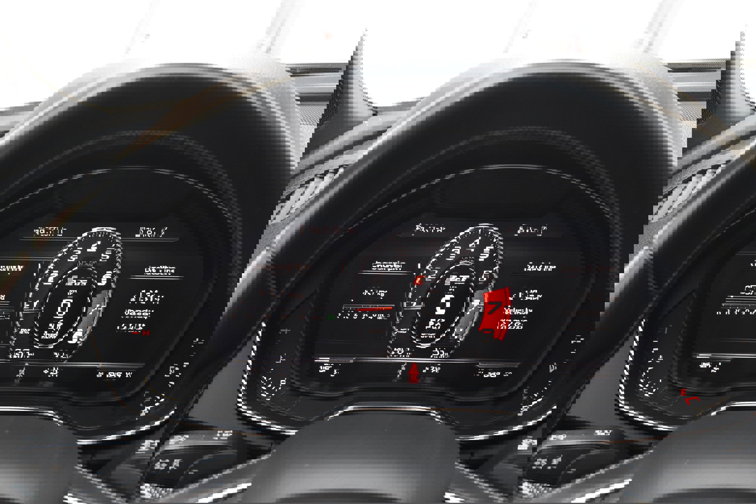 Used 2020 Audi SQ5 Premium Plus w/ Premium Plus Package image 32