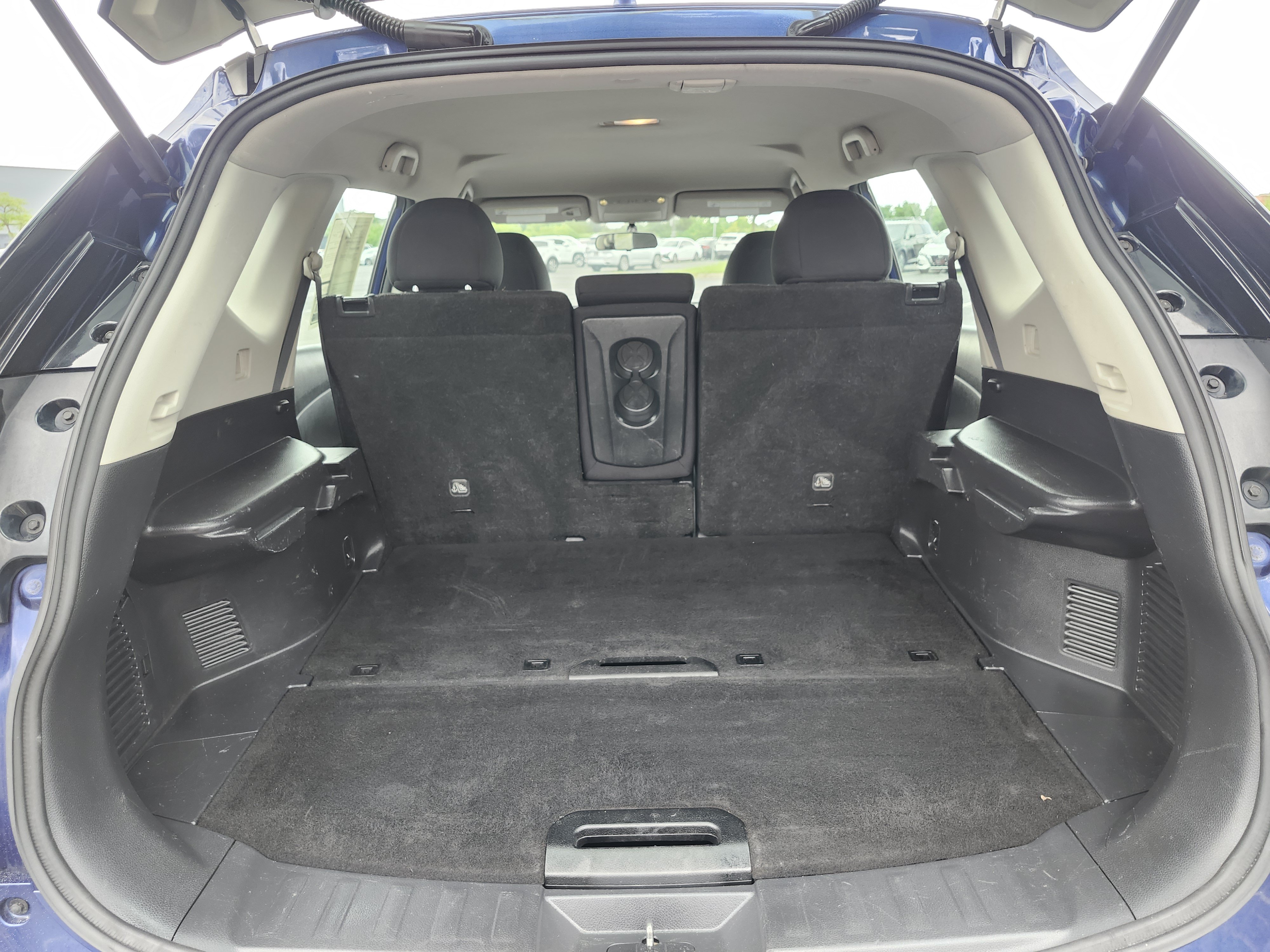 Used 2018 Nissan Rogue S FWD image 20