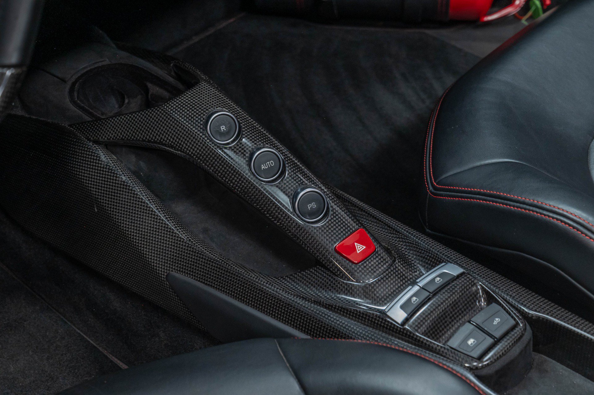 Used 2016 Ferrari 488 Spider RWD image 13