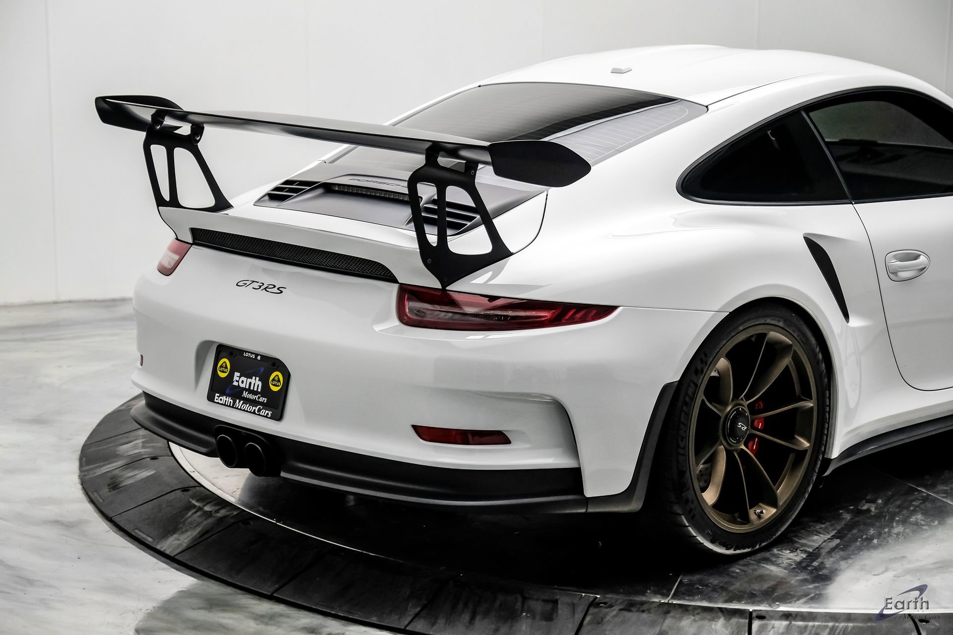 Used 2016 Porsche 911 GT3 RS image 25