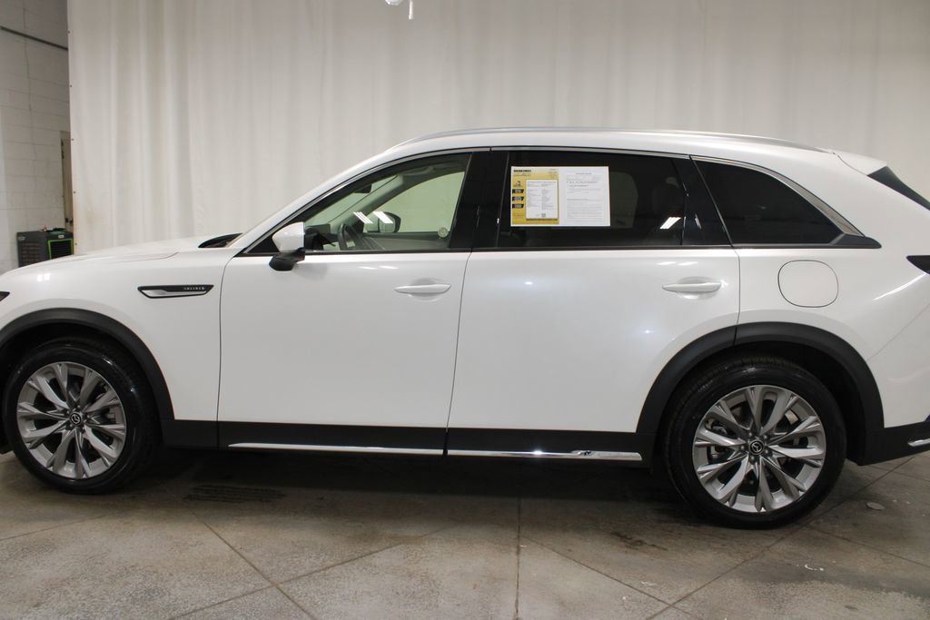 Used 2025 MAZDA CX-90 3.3 Turbo w/ Premium Plus Pkg image 6