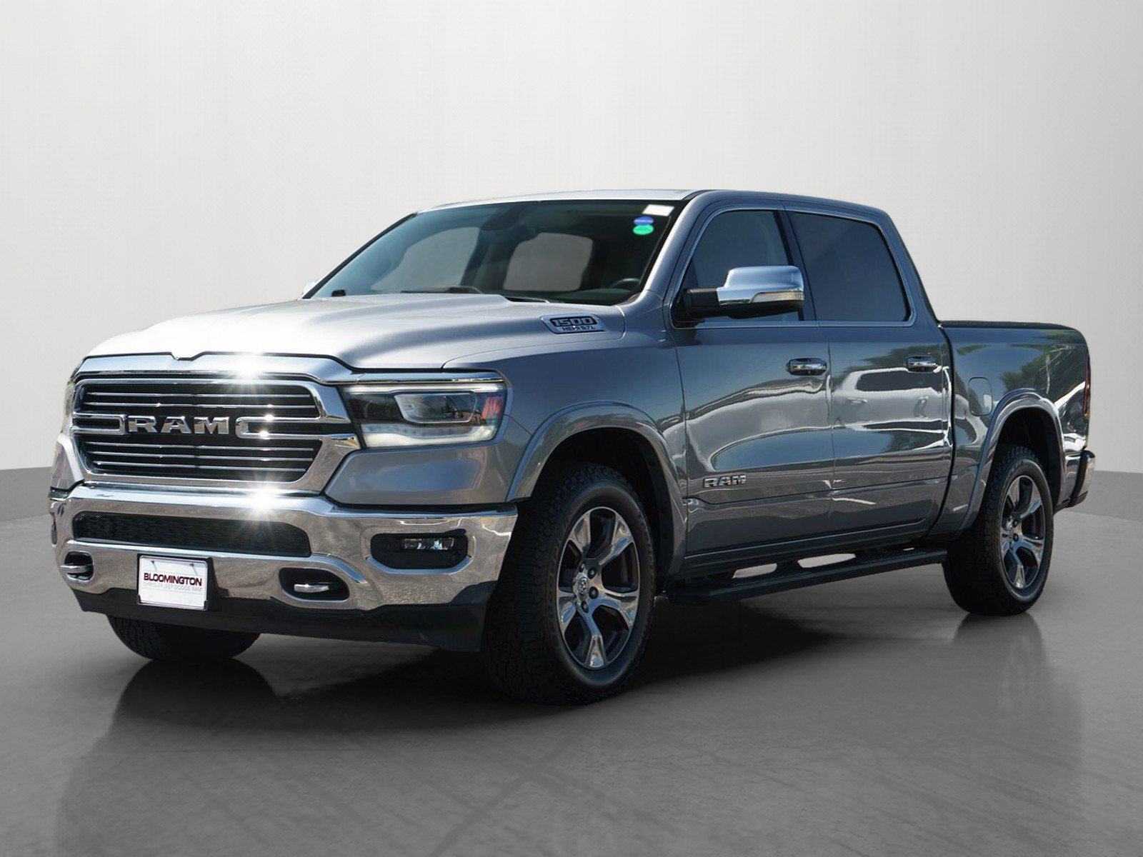 Used 2020 RAM 1500 Laramie AWD/4WD image 3