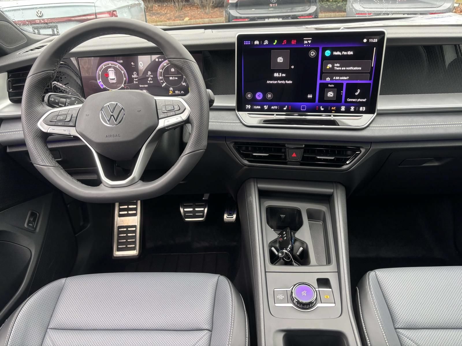 New 2026 Volkswagen Tiguan SE R-Line AWD/4WD image 28