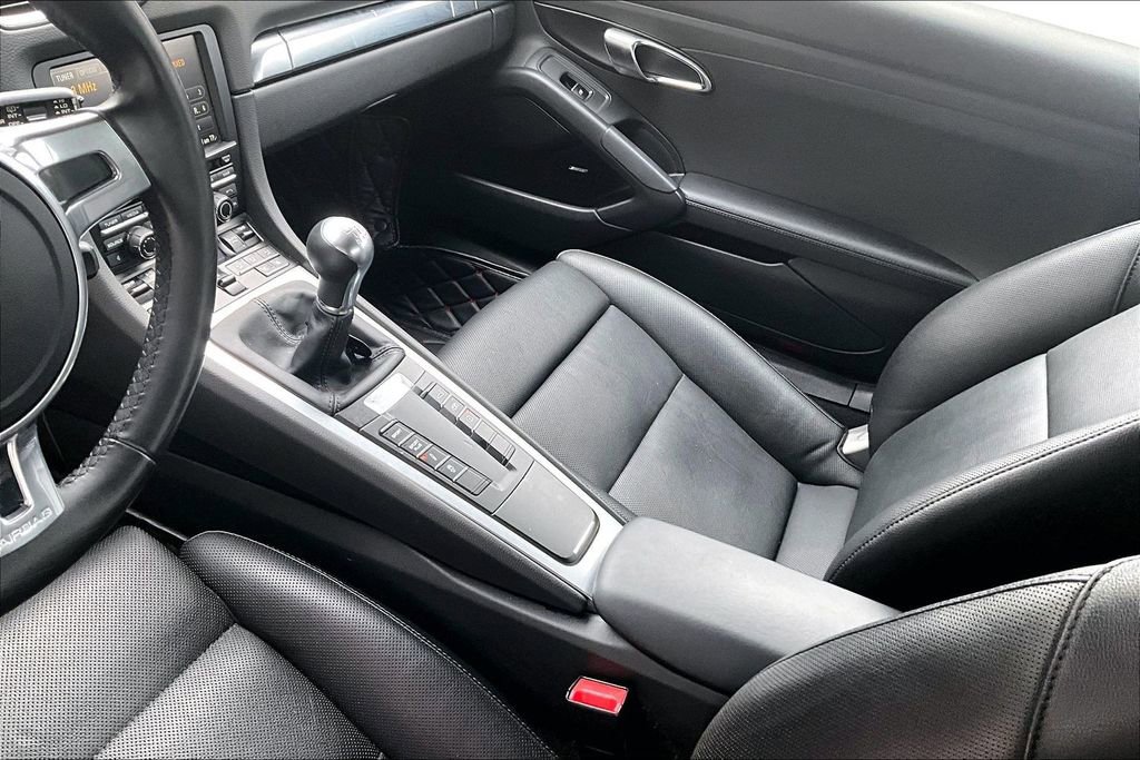 Used 2016 Porsche Cayman S image 15