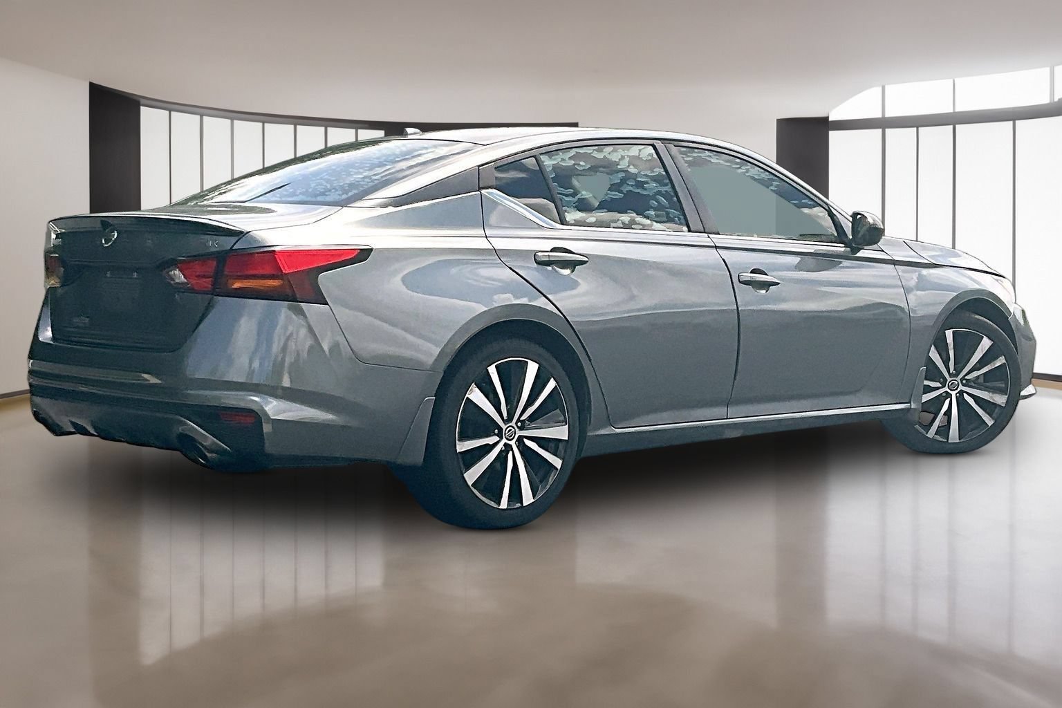 Used 2019 Nissan Altima 2.5 SR FWD image 7