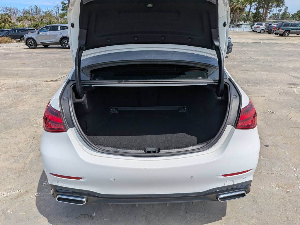 Used 2023 Mercedes-Benz C 300 Sedan image 12