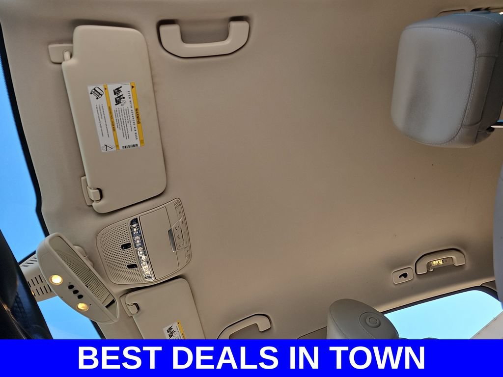 Used 2019 Mercedes-Benz GLC 350e 4MATIC image 29