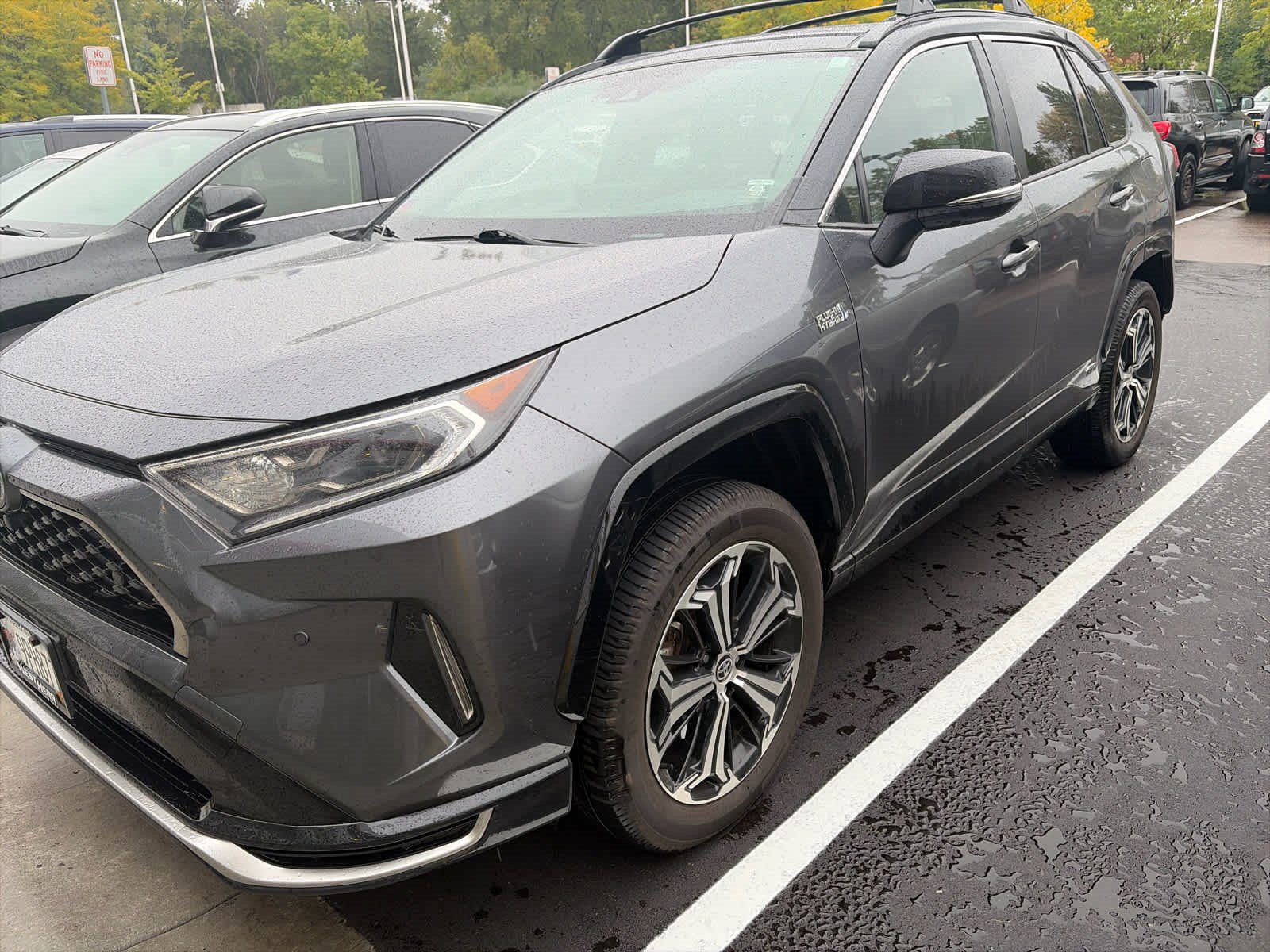 Certified 2021 Toyota RAV4 XSE w/ Premium Package AWD/4WD image 3