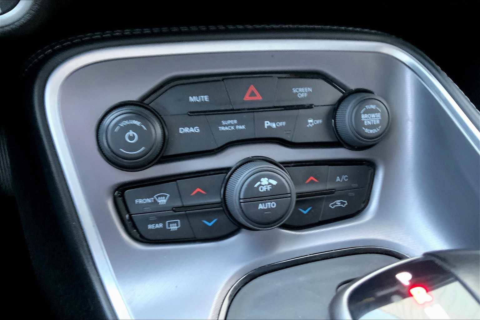 Used 2022 Dodge Challenger R/T Scat Pack RWD image 34