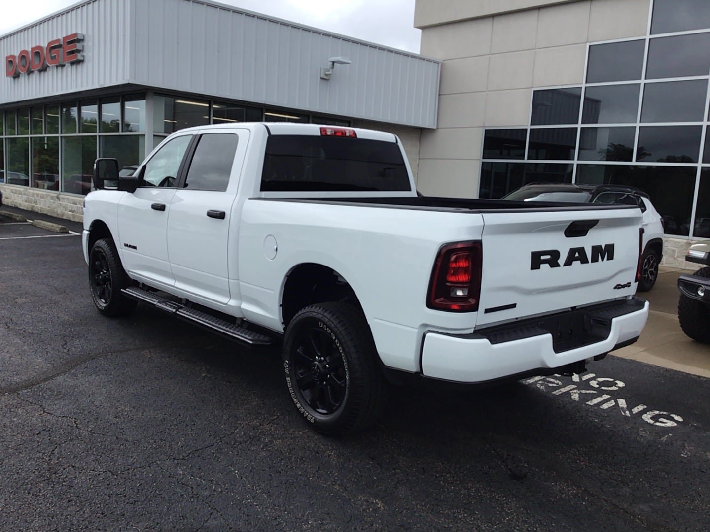 Certified 2025 RAM 2500 Big Horn AWD/4WD image 6